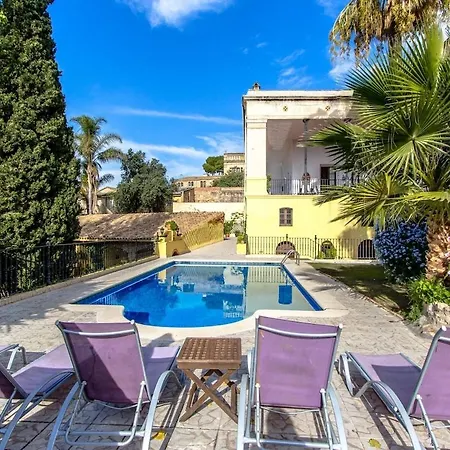 Villa Catalunya Casas Impressive And Idyllic Mansion For Up To 40 People! Banyeres del Penedes